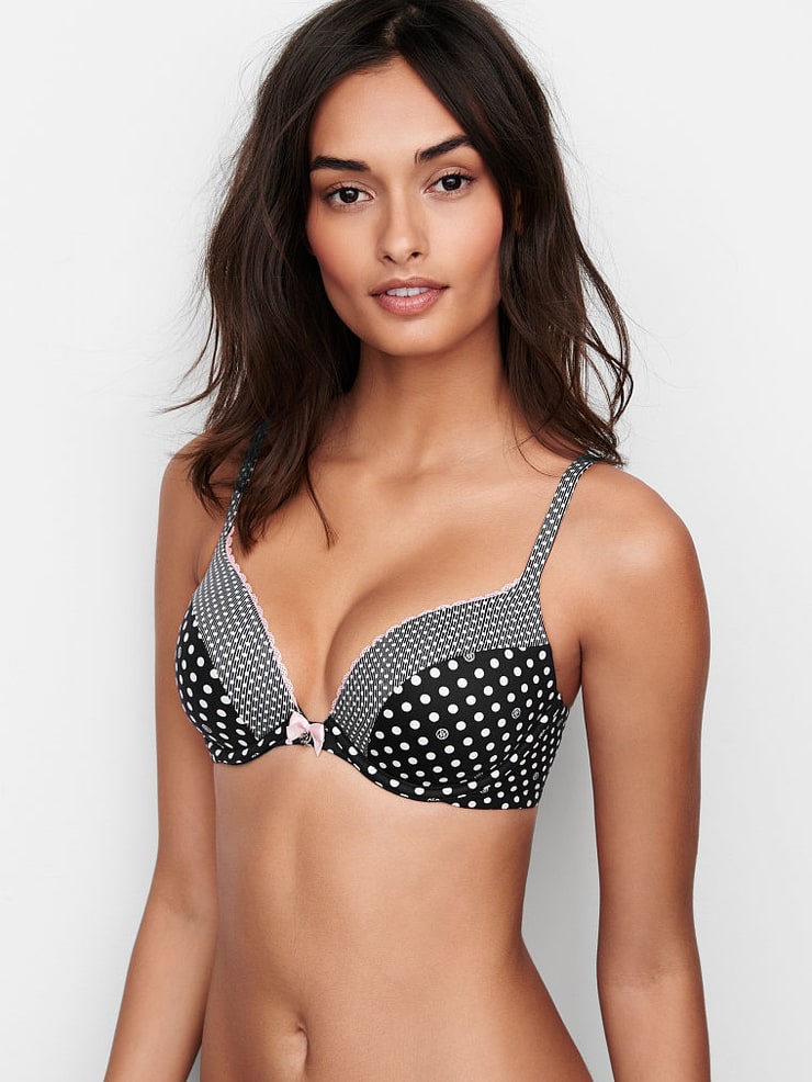 Gizele Oliveira Gizele Oliveira