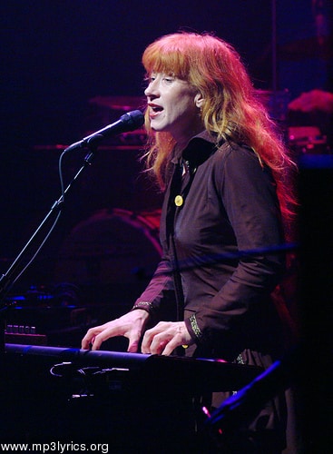 Loreena McKennitt picture