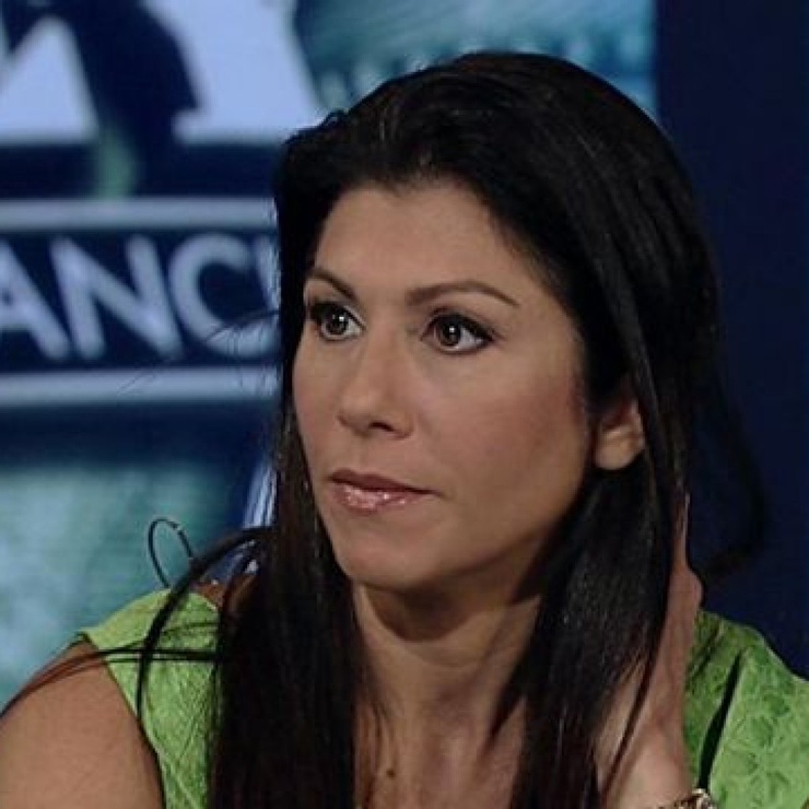 Picture of Noelle Nikpour