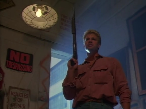 Cage                                  (1989)