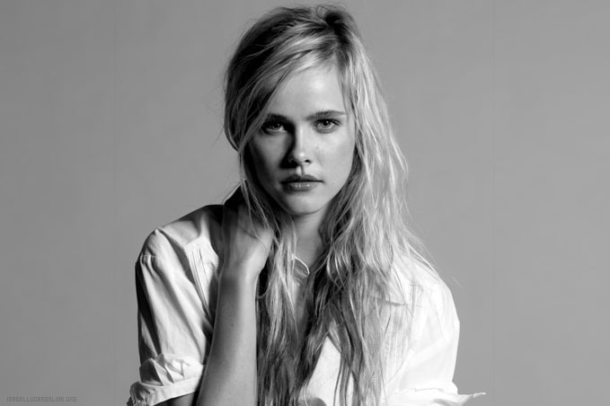 Isabel Lucas