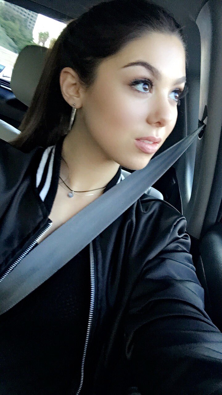 Kira Kosarin