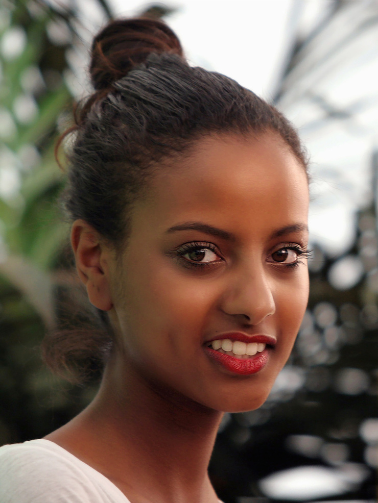 Sara Nuru