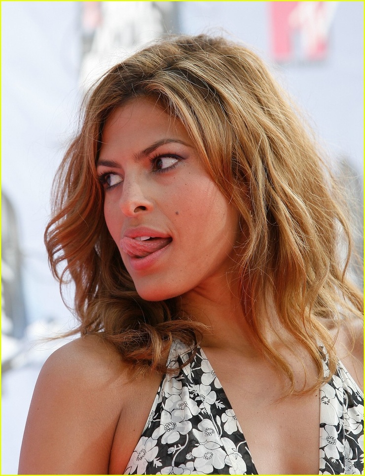 Eva O. Mendes