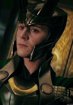 Tom Hiddleston