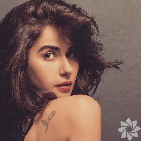 Nesrin Cevadzade Nesrin Cevadzade