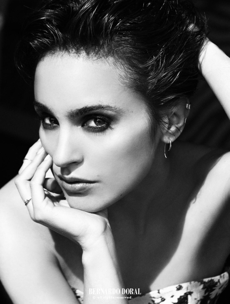 Verónica Echegui