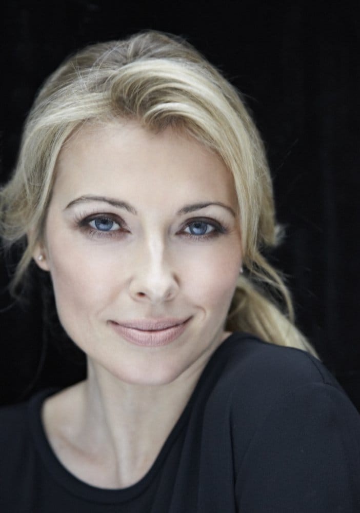 Linette Beaumont Linette Beaumont