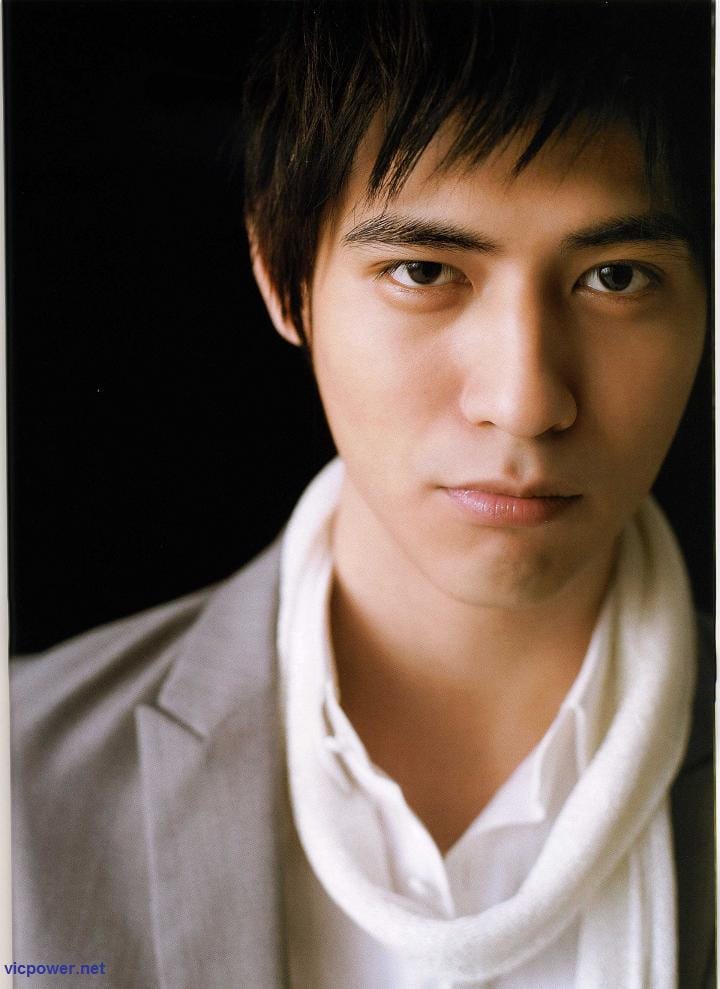 Vic Zhou