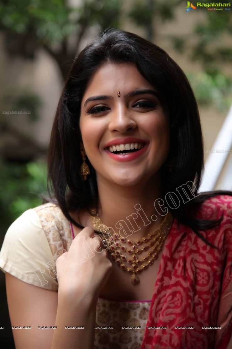 Picture of Deeksha Seth