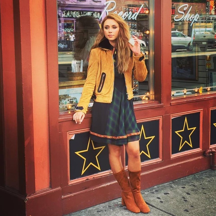Una Healy Una Healy