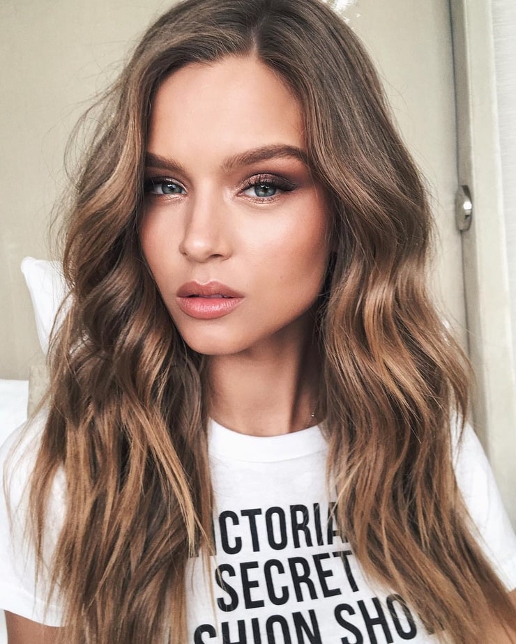 Image of Josephine Skriver