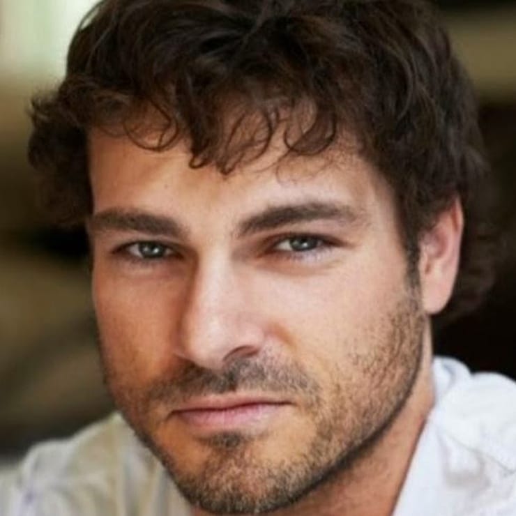 Shawn Roberts