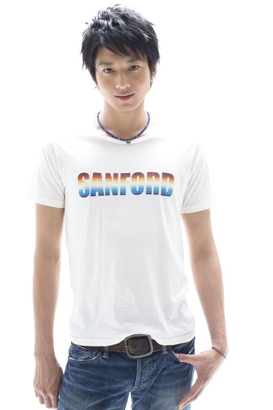 Мукаи рику. Парк мукаи. Осаму мукаи с братом. Мукай монитор. Тиаки мукаи, япония.