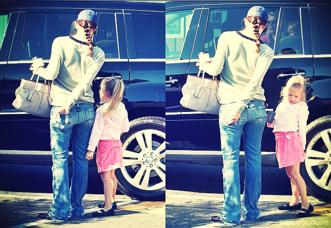 Violet Affleck