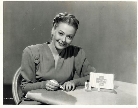 Adele Mara