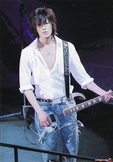 Jin Akanishi