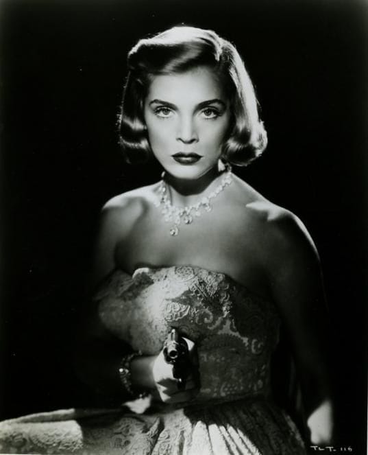 Lizabeth Scott