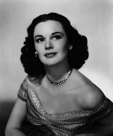 Patricia Medina