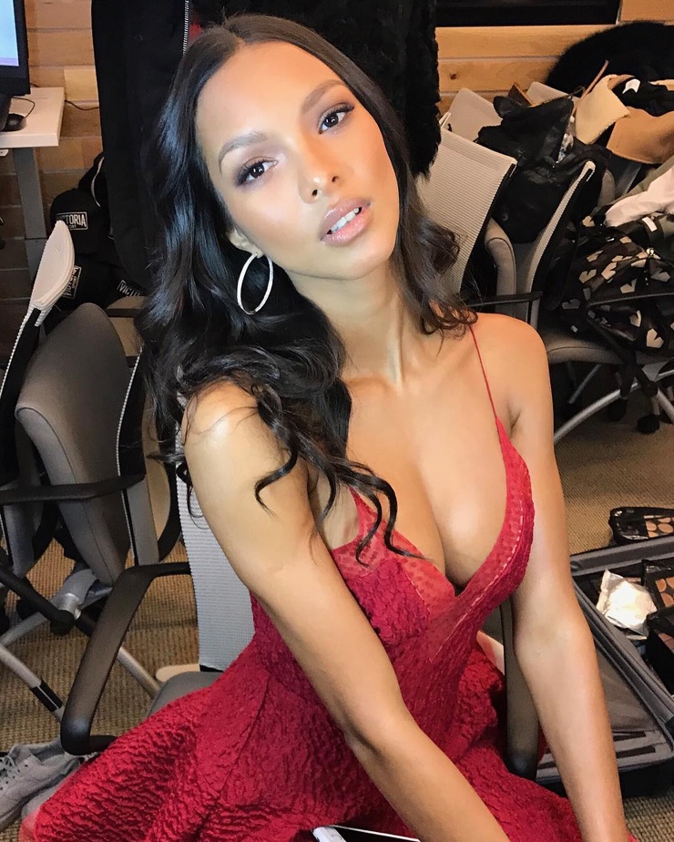 Lais Ribeiro Lais Ribeiro