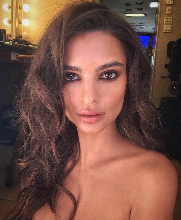 Emily Ratajkowski