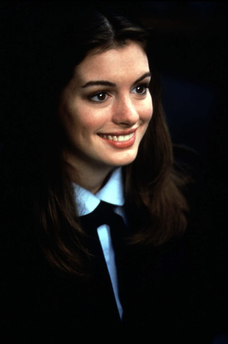 Anne Hathaway image