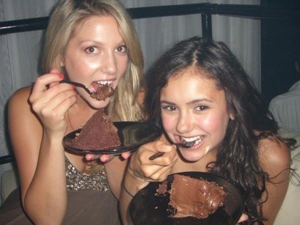Nina Dobrev