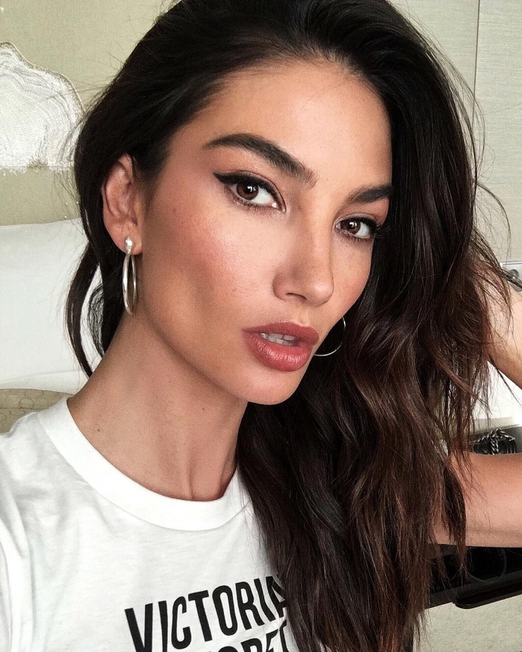 Picture of Lily Aldridge