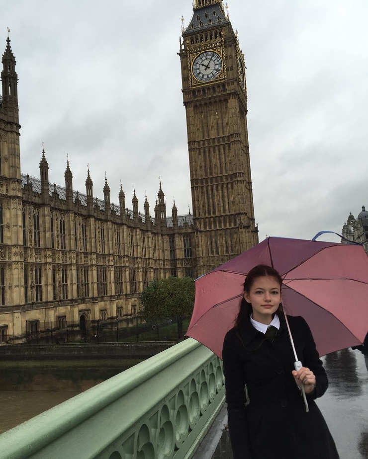 Mackenzie Foy Mackenzie Foy