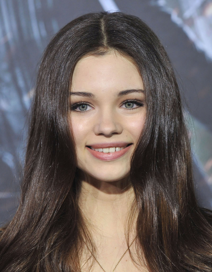India Eisley India Eisley