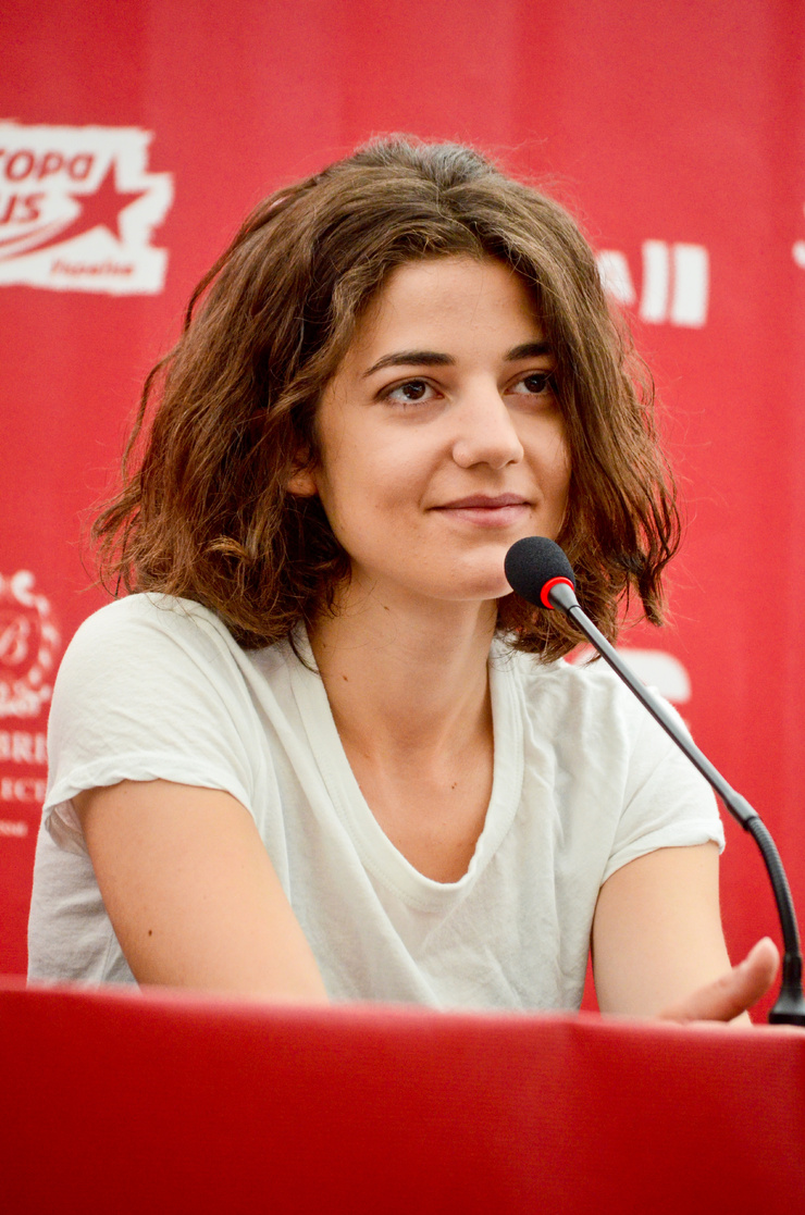 Esther Garrel