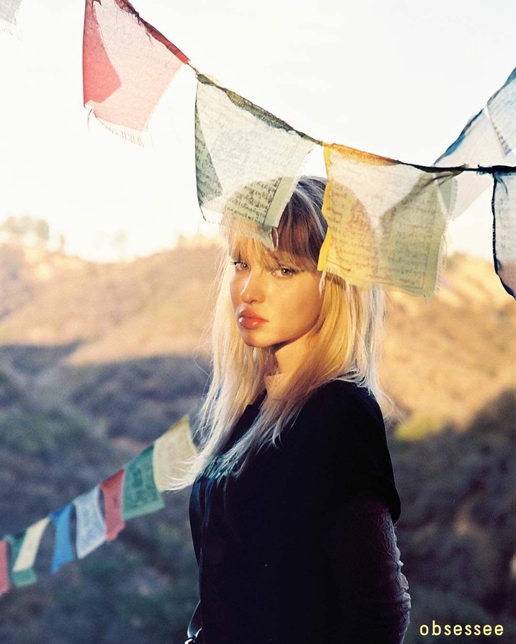 Dove Cameron
