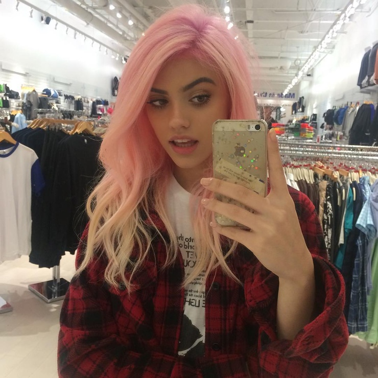 Kelsey Calemine