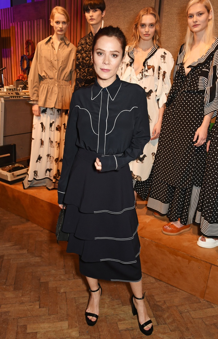 Anna Friel
