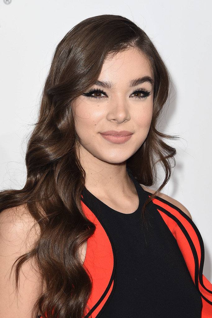 Hailee Steinfeld