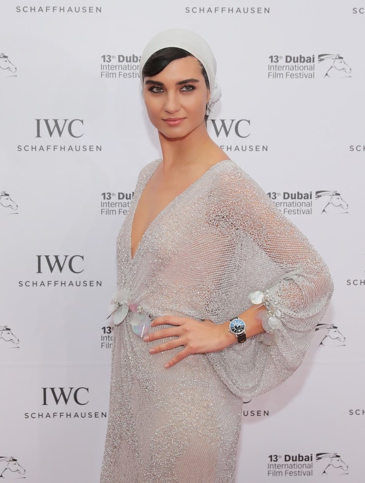 Tuba Büyüküstün