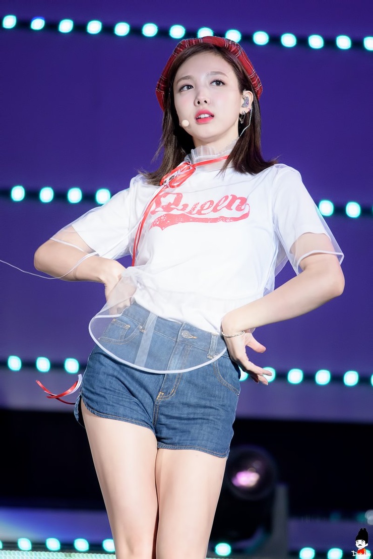 Im Nayeon
