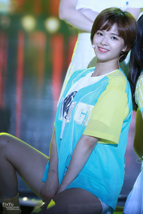 Yoo Jeong Yeon Yoo Jeong Yeon