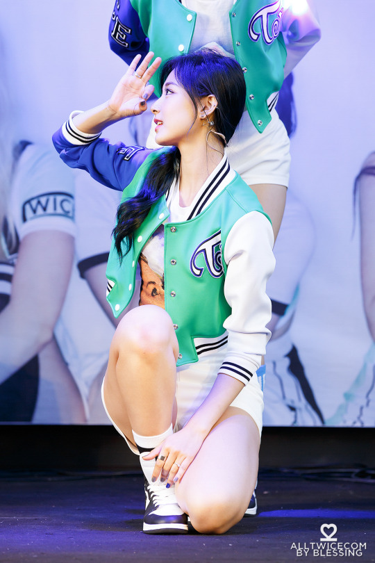 Chou Tzu-yu (Tzuyu)