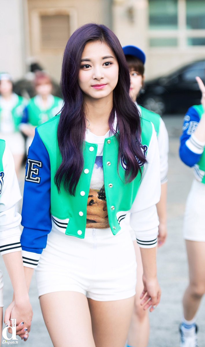 Chou Tzu-yu (Tzuyu) Chou Tzu-yu (Tzuyu)
