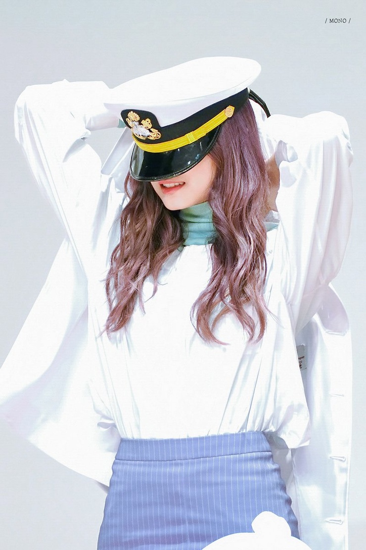 Chou Tzu-yu (Tzuyu) Chou Tzu-yu (Tzuyu)