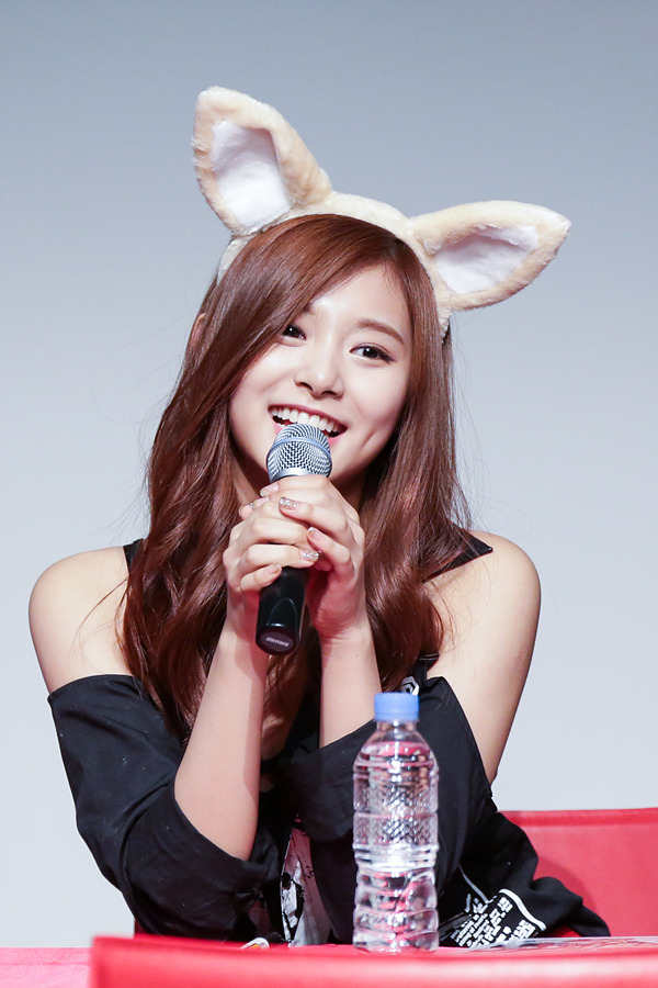 Chou Tzu-yu (Tzuyu)