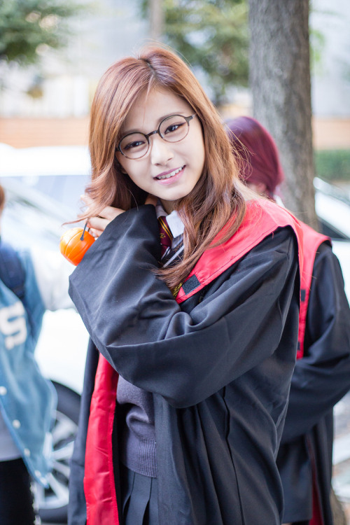 Chou Tzu-yu (Tzuyu)