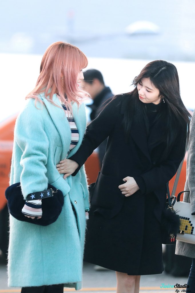 Hirai Momo