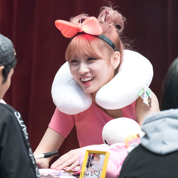 Hirai Momo