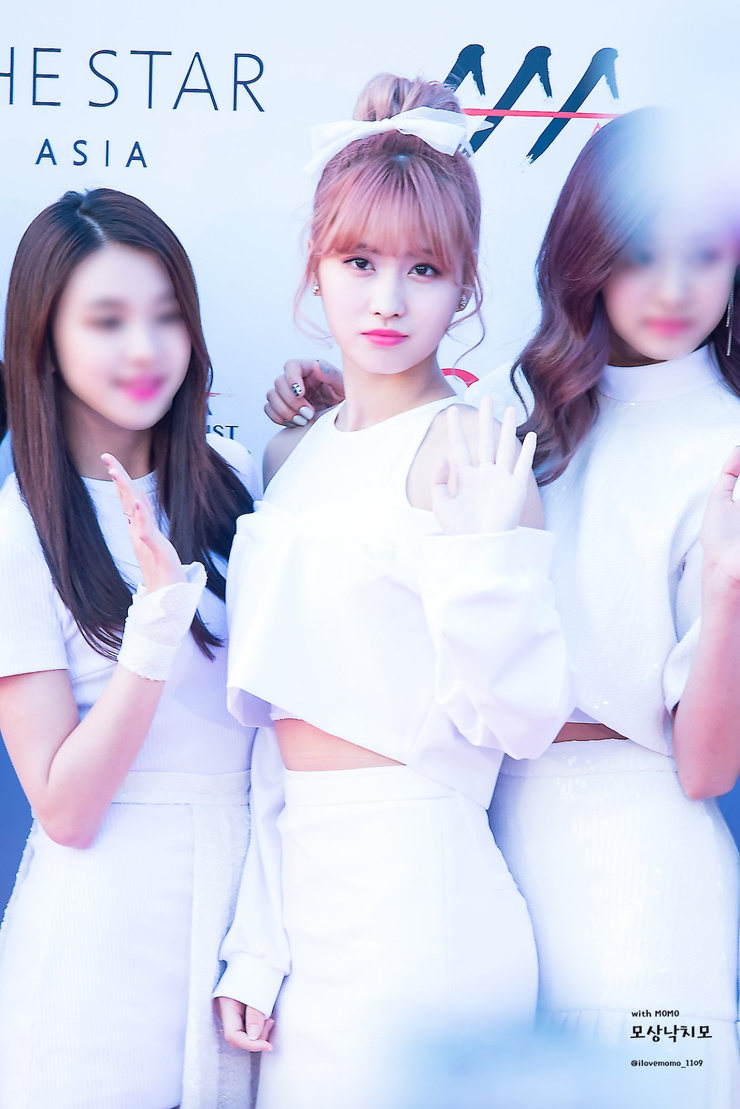 Hirai Momo