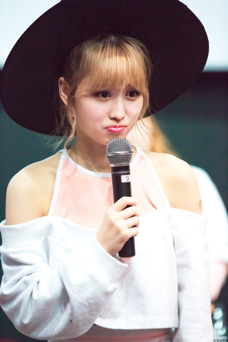 Hirai Momo Hirai Momo