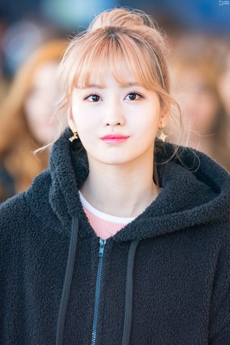 Hirai Momo