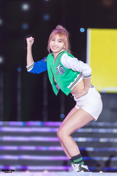 Hirai Momo