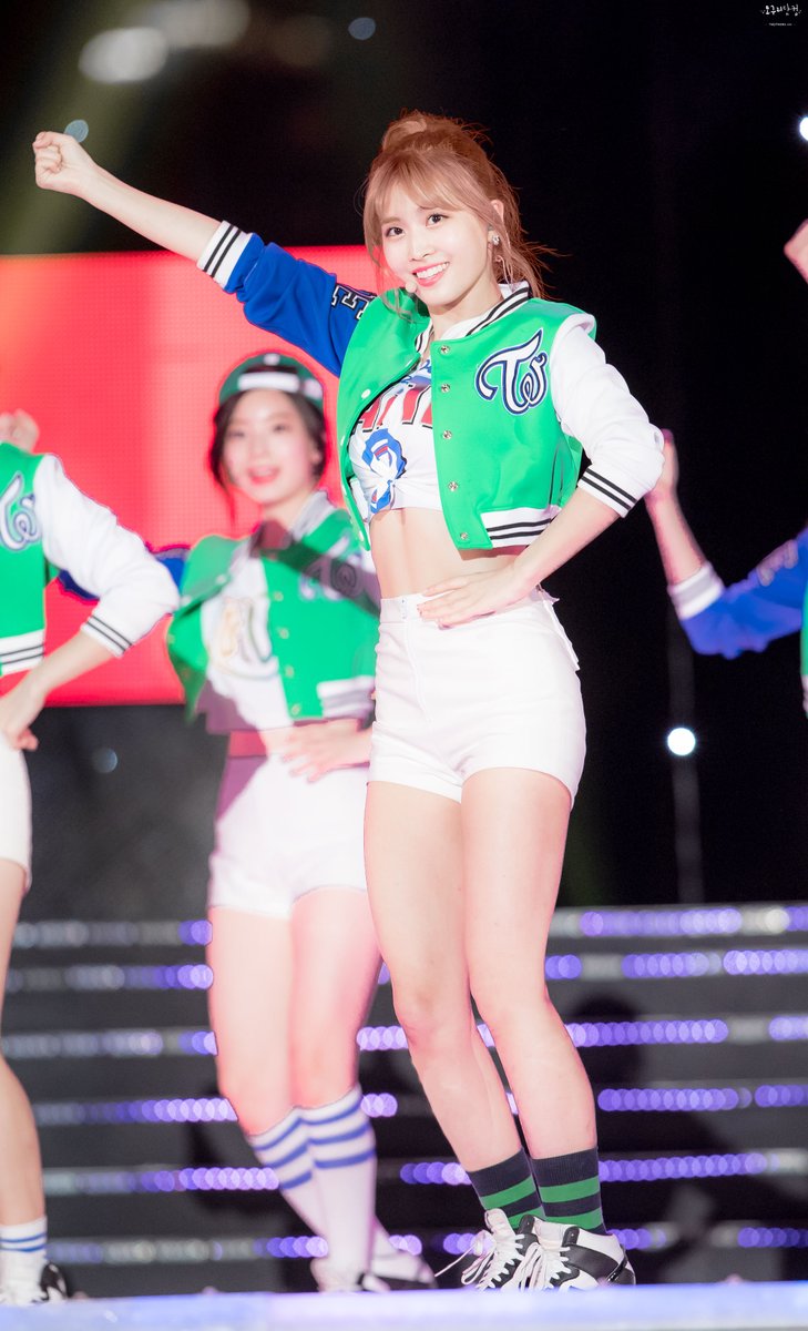 Hirai Momo